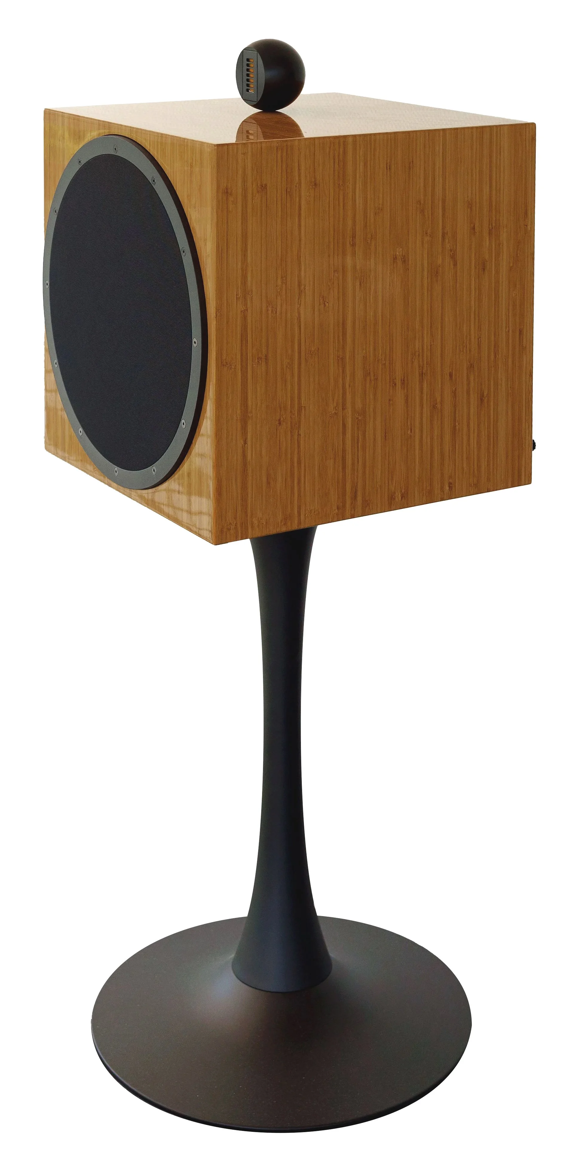 No Wasted Energy, deeper bass from this small speaker system